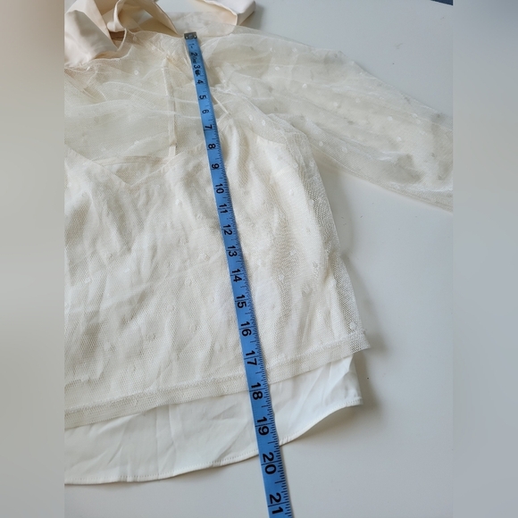 Express Tulle Polka Dot Tie Mock Neck Puff Sleeve Top Cream XS - Picture 11 of 11